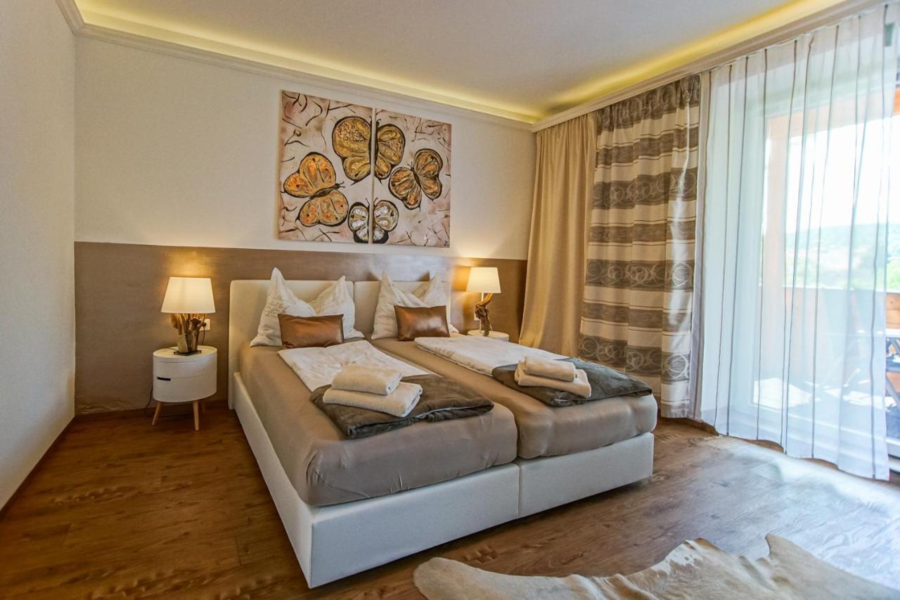 Auszeit Steiraland 7 Mit Ueberdachten Balkon Und Parkplatz Leoben  Exterior photo
