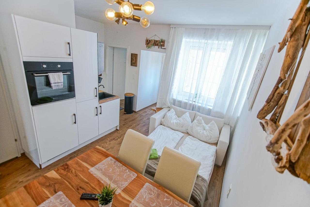 Auszeit Steiraland 7 Mit Ueberdachten Balkon Und Parkplatz Leoben  Exterior photo